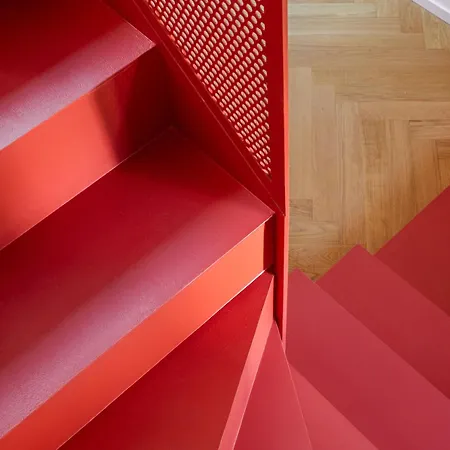 Nest Living Red Velvet - Private Design In The Center * Udine