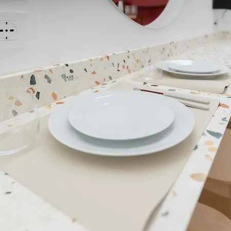 Nest Living Red Velvet - Private Design In The Center * Udine